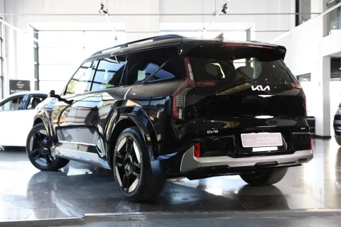 EV9