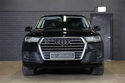Q7