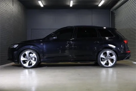 Q7