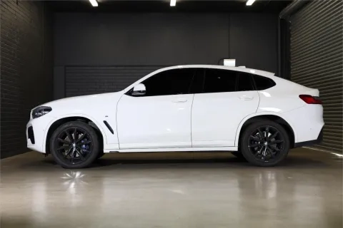 X4