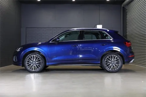 Q3