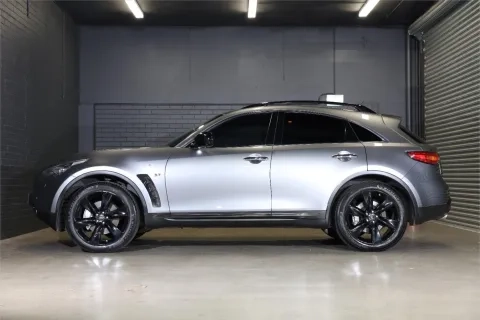 QX70