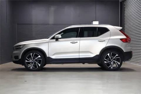 XC40