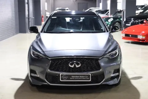 Q30