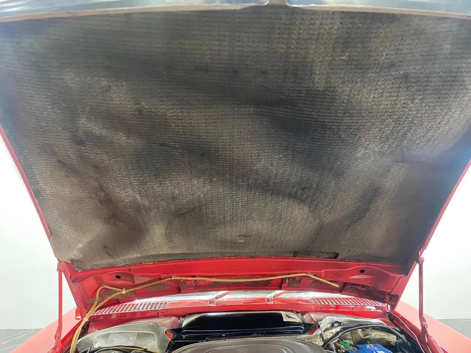 Mercedes-Benz-380SL-