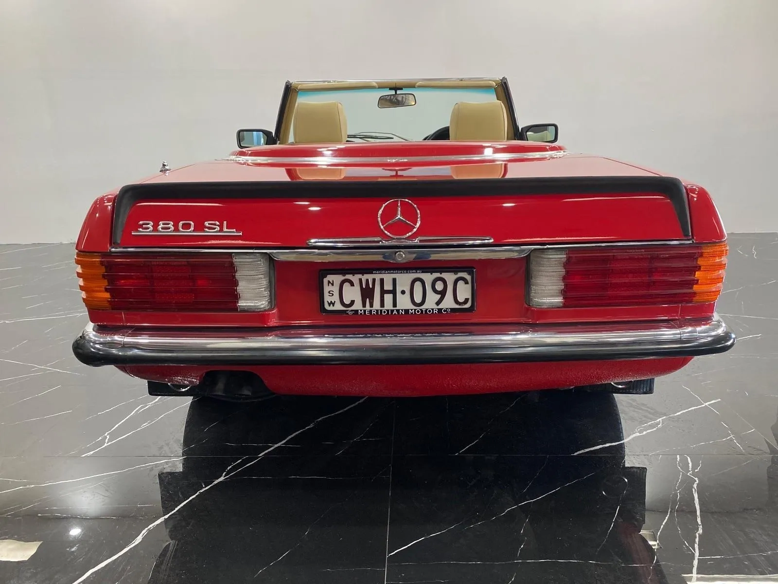 Mercedes-Benz-380SL-