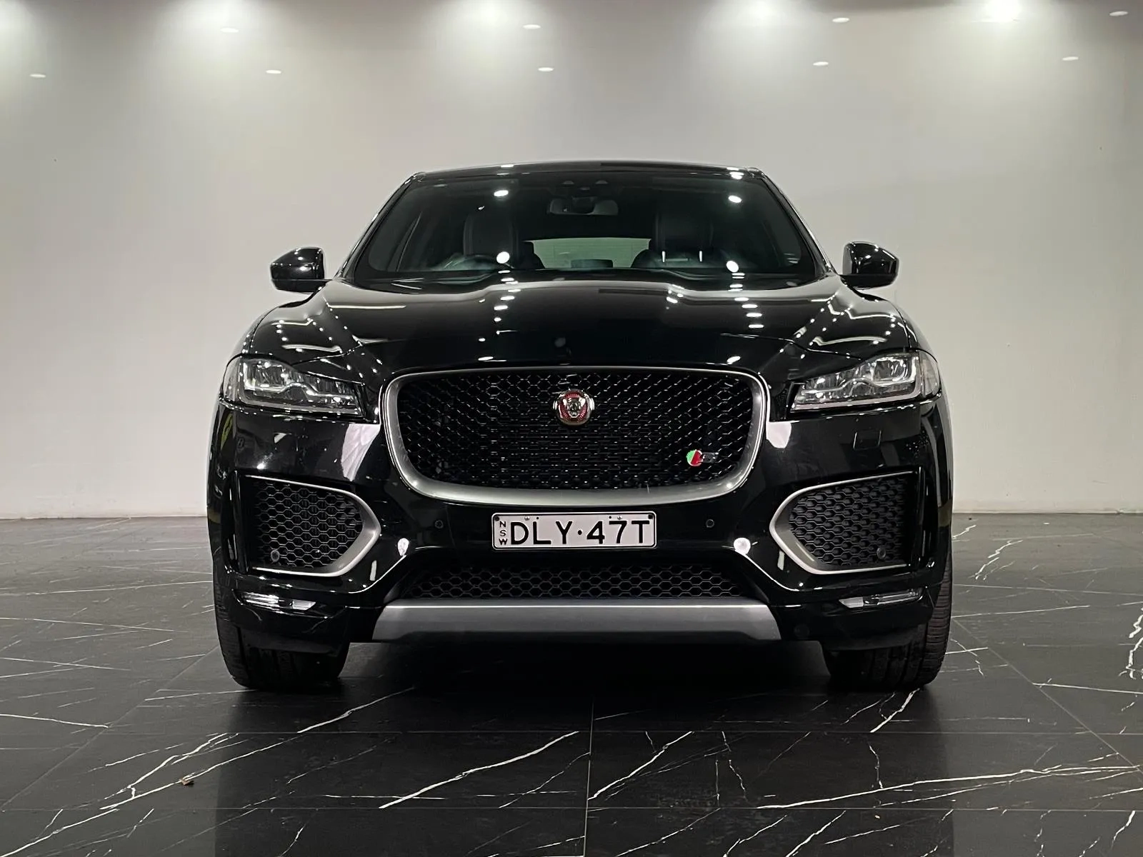 Jaguar-F-PACE-30d S