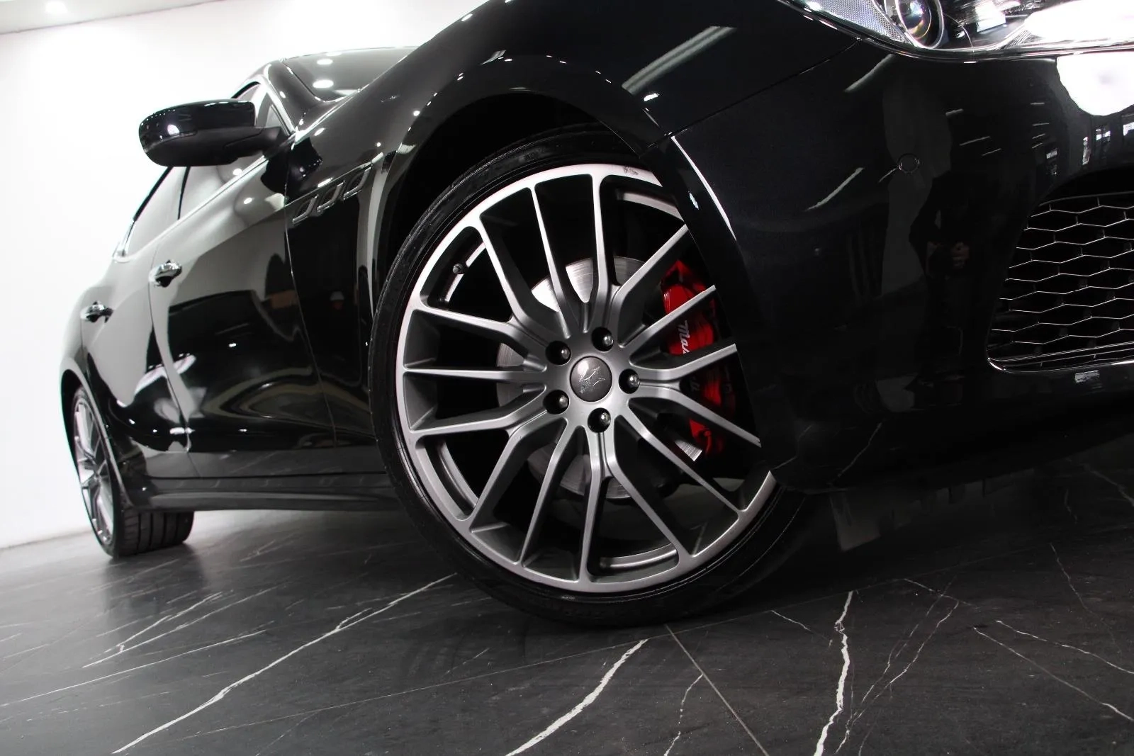 Maserati-Ghibli-