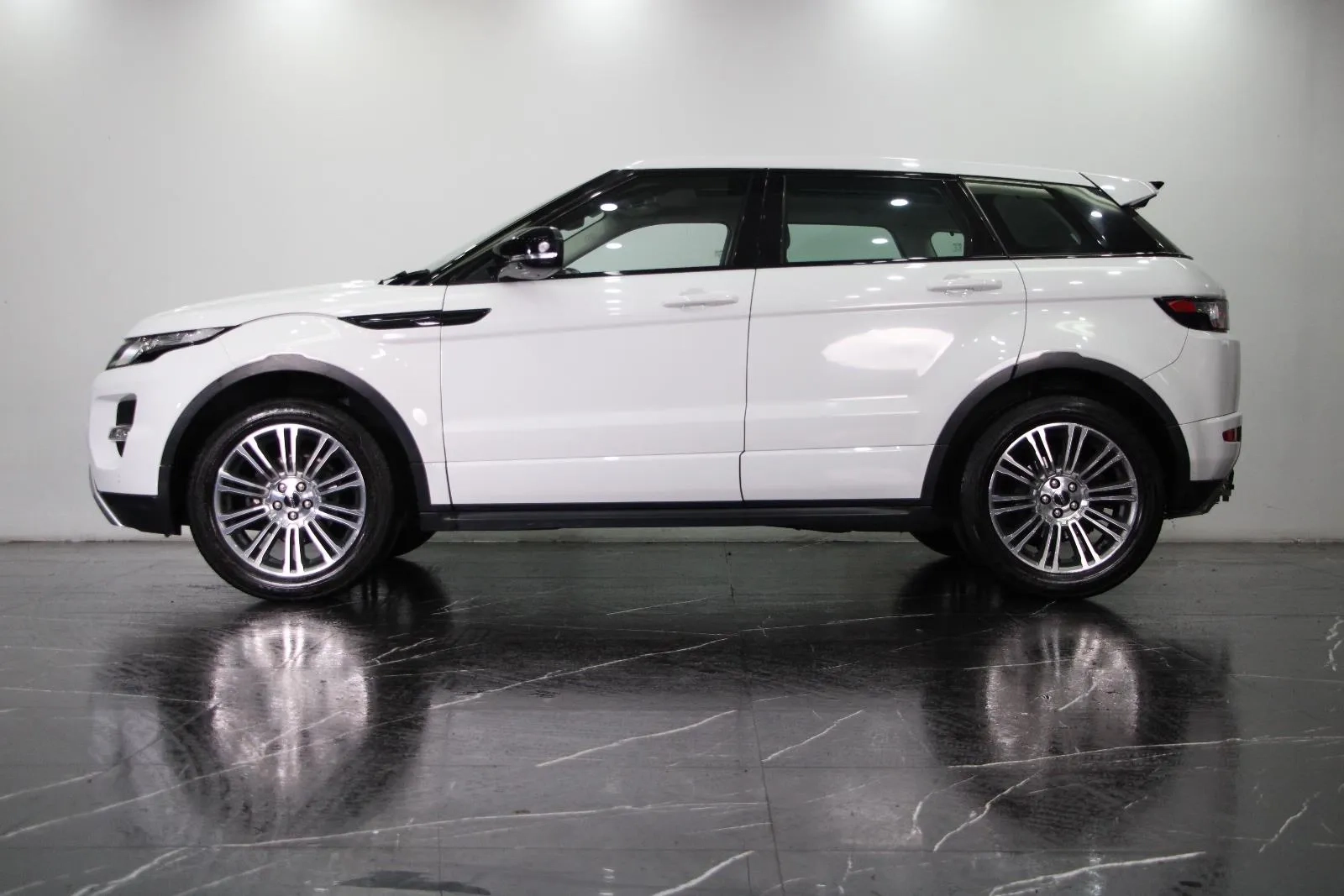 Land Rover-Range Rover Evoque-Si4 Prestige