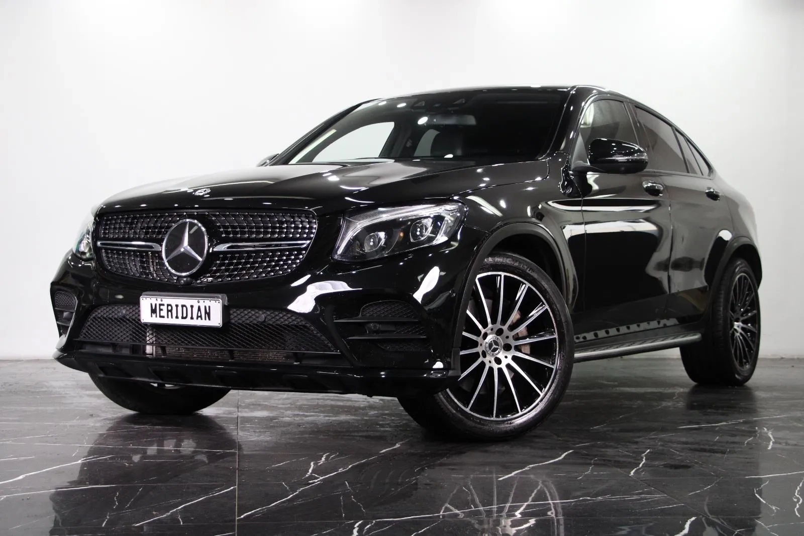 Mercedes-Benz-GLC-Class-GLC250