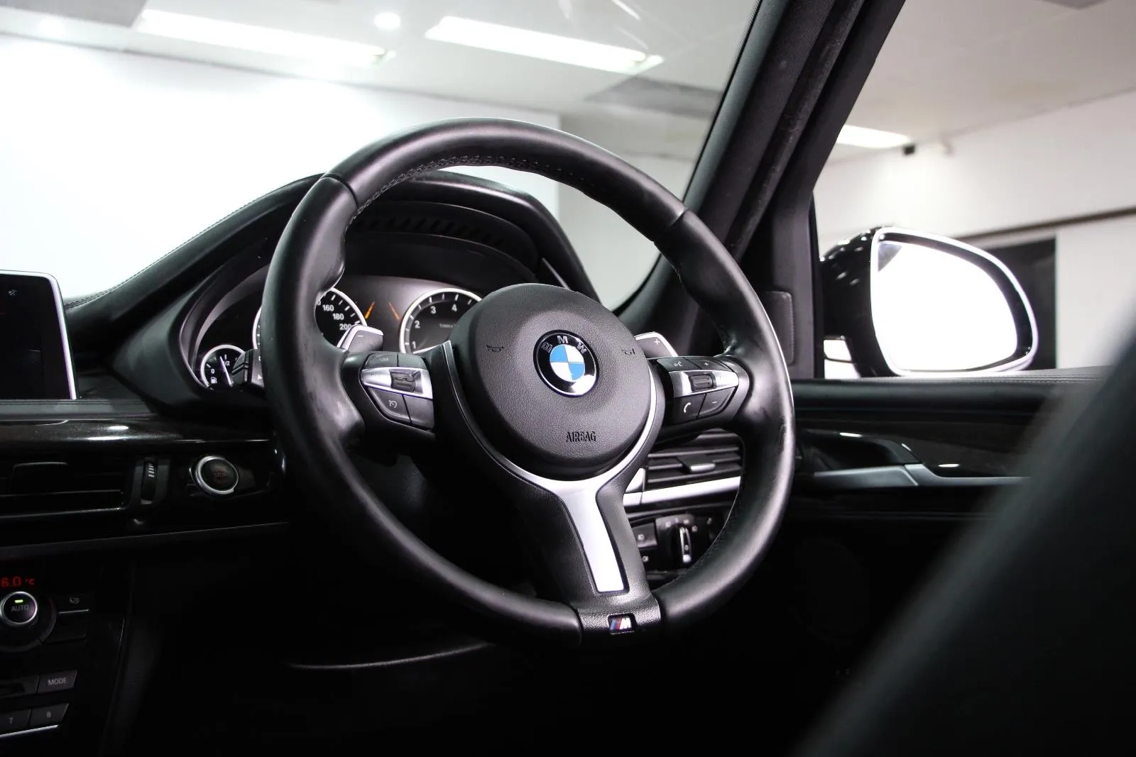 BMW-X5-xDrive35i