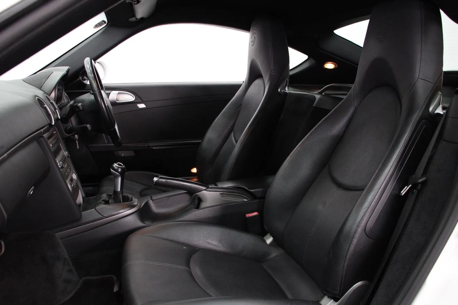 Porsche-Cayman-