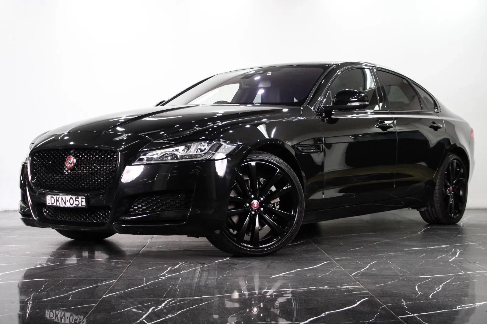 Jaguar-XF-25t Portfolio