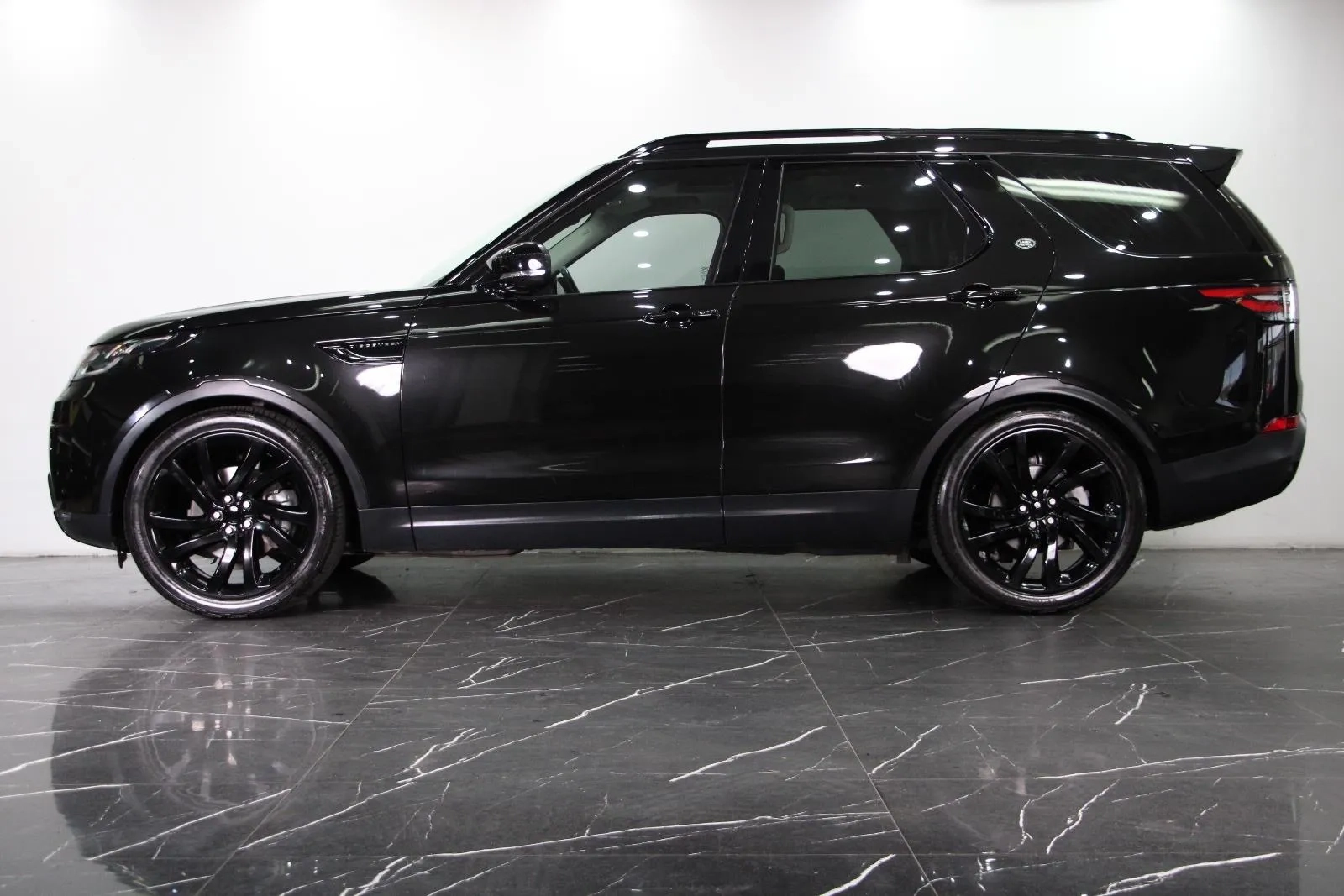 Land Rover-Discovery-TD6 HSE