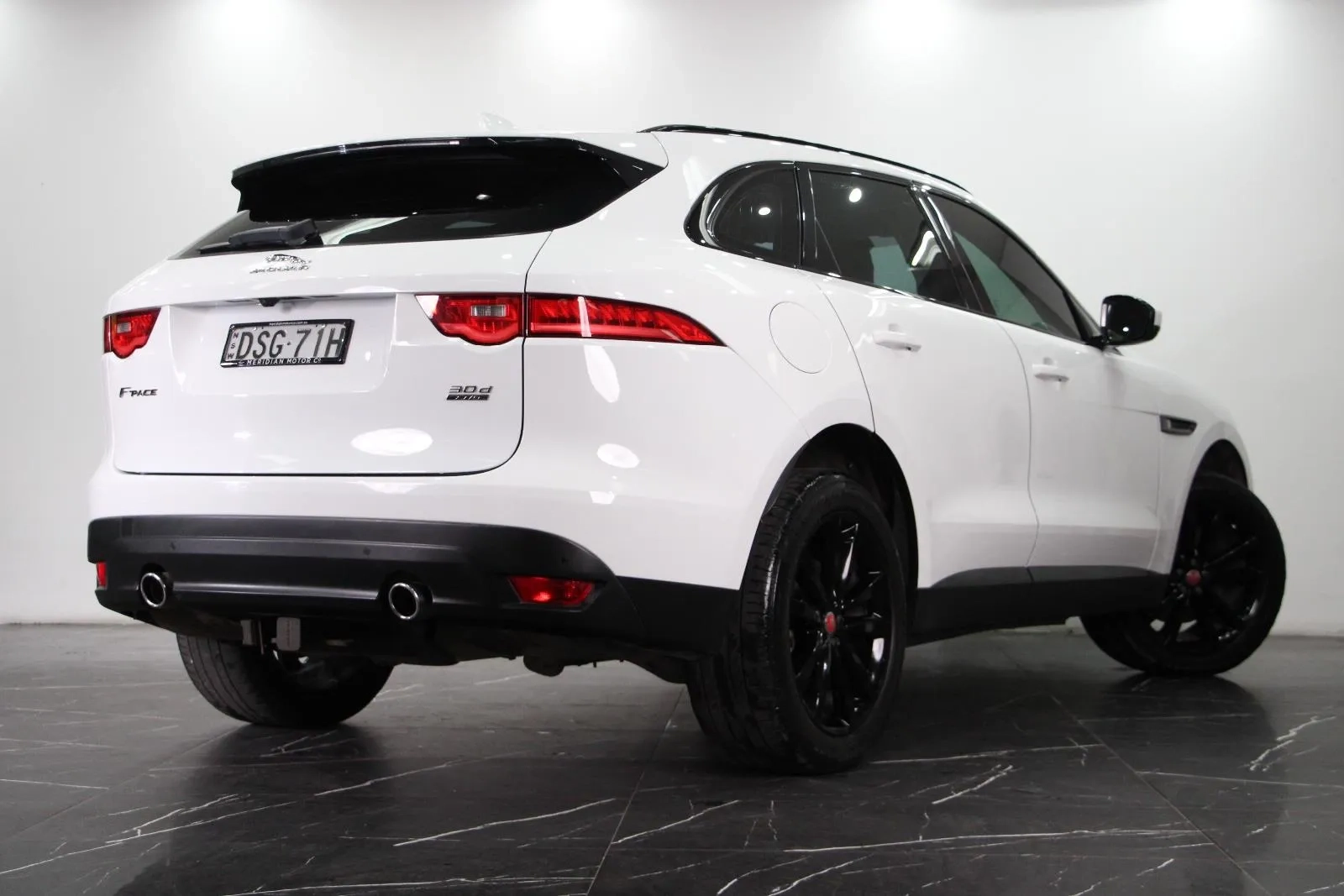 Jaguar-F-PACE-30d Portfolio