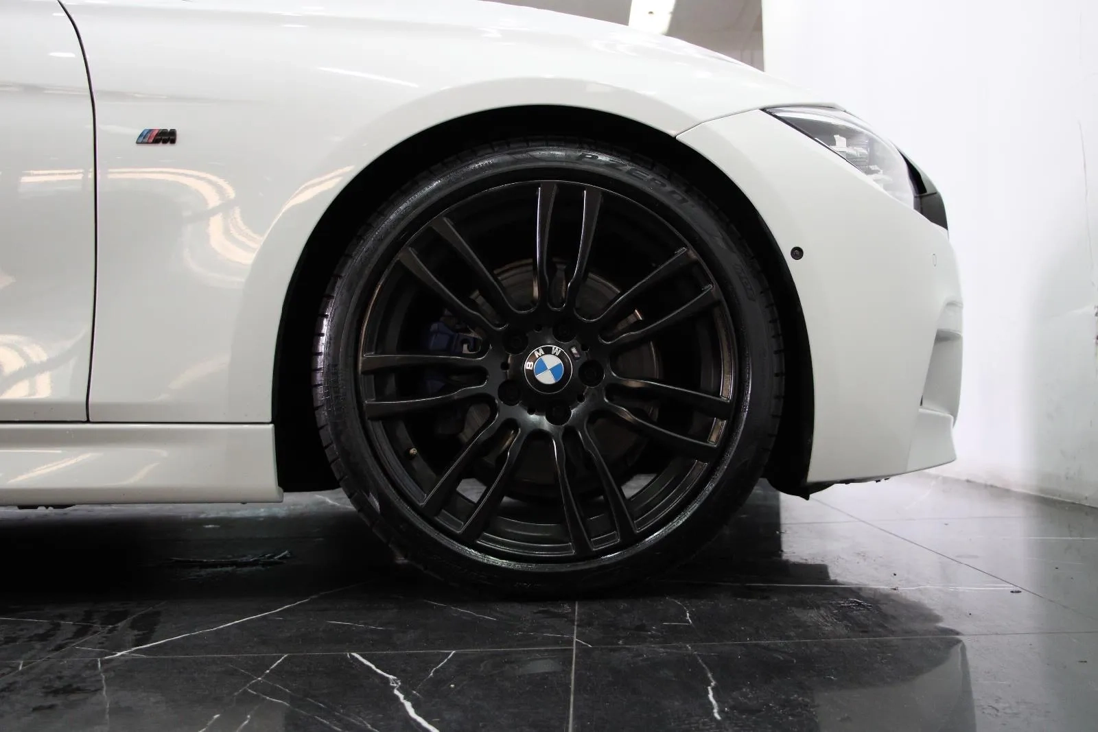 BMW-3 Series-330i M Sport