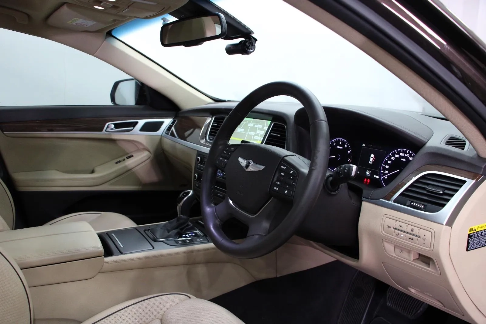 Hyundai-Genesis-Ultimate Pack