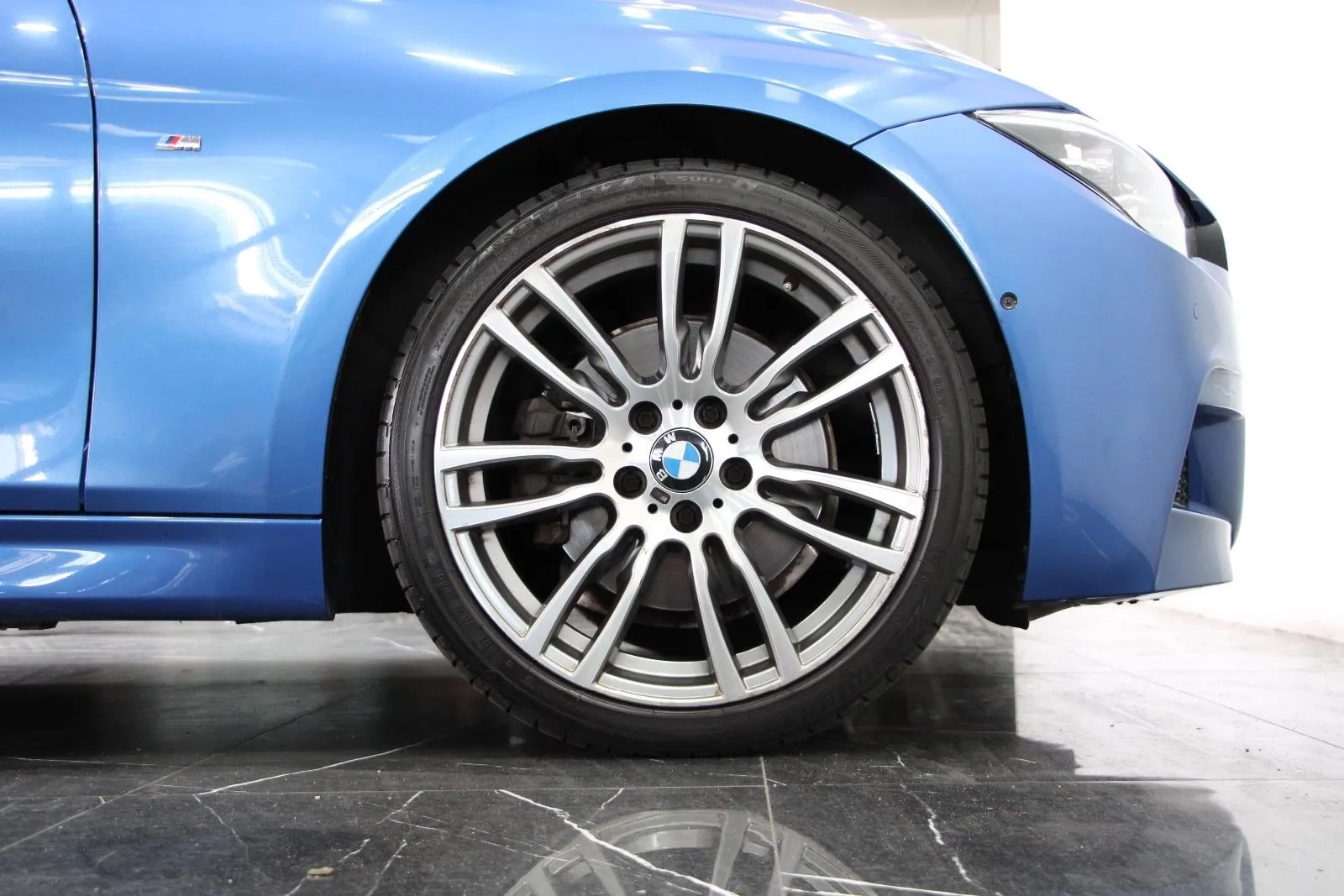 BMW-3 Series-330i M Sport