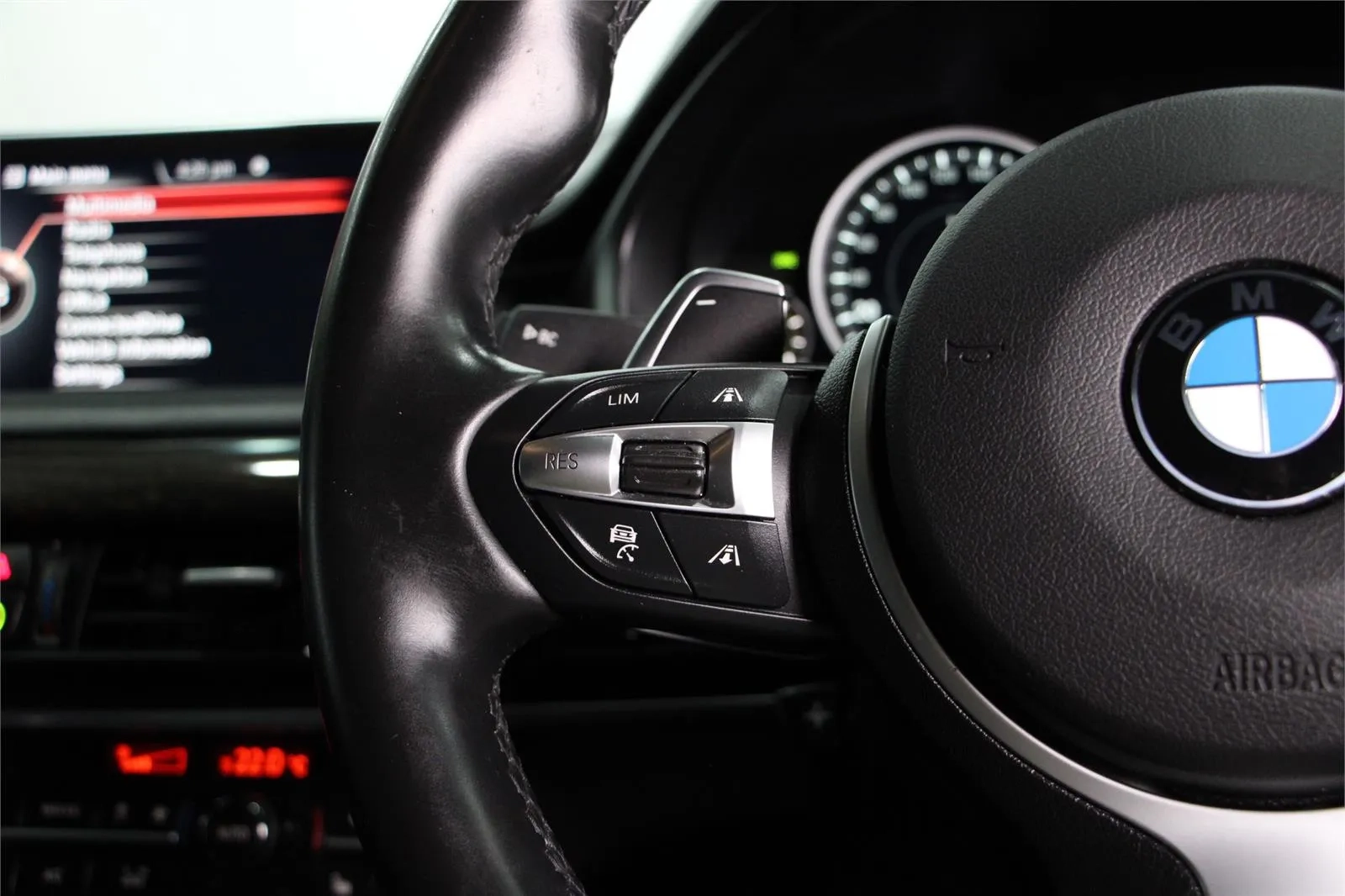 BMW-X6-M50d