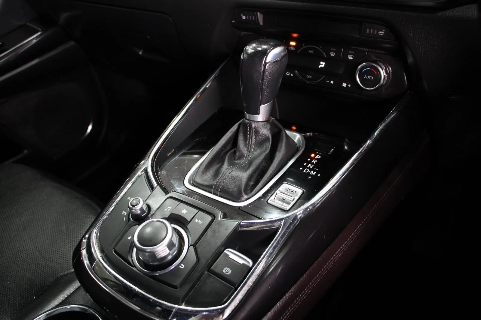 Mazda-CX-9-GT
