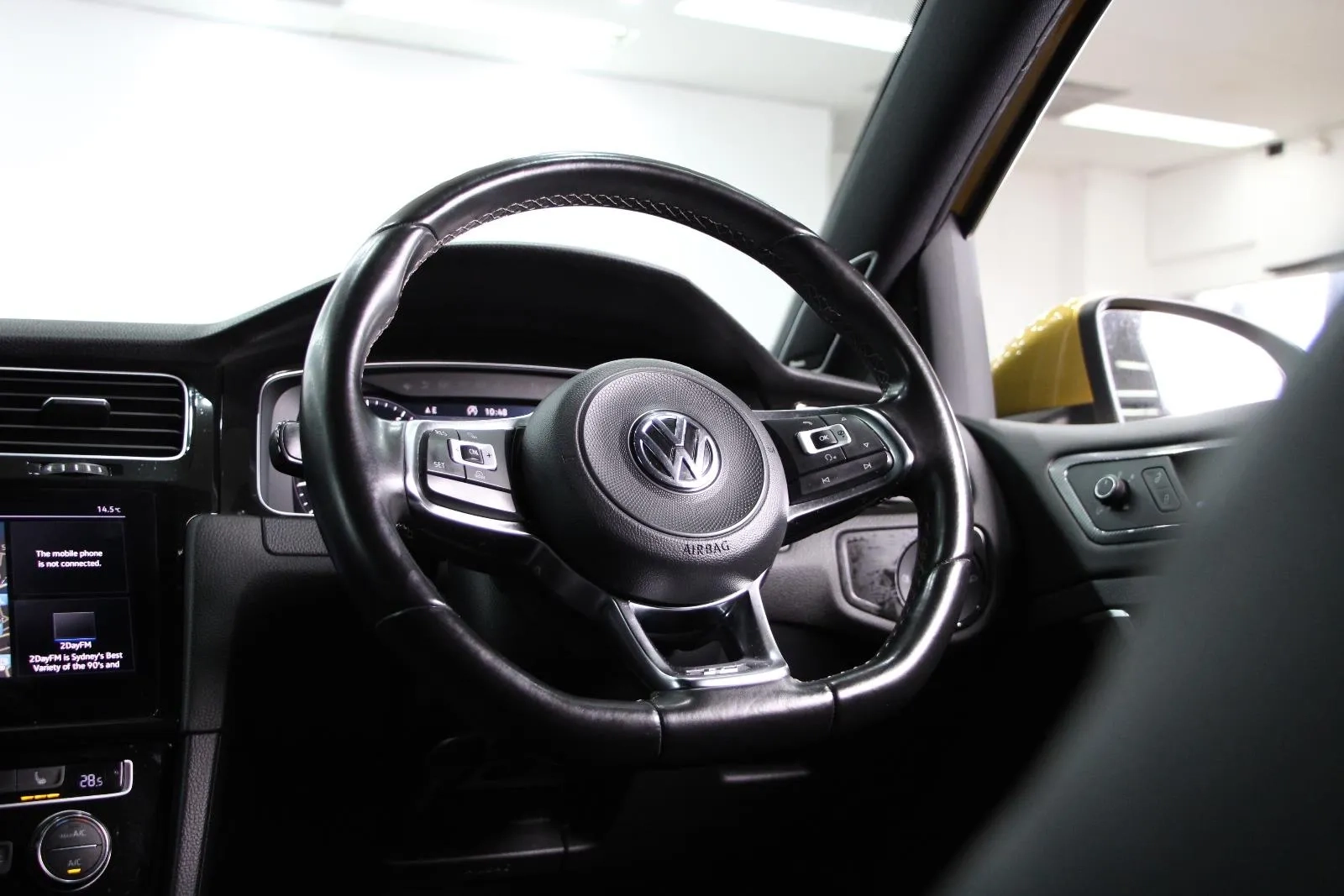 Volkswagen-Golf-110TSI Highline