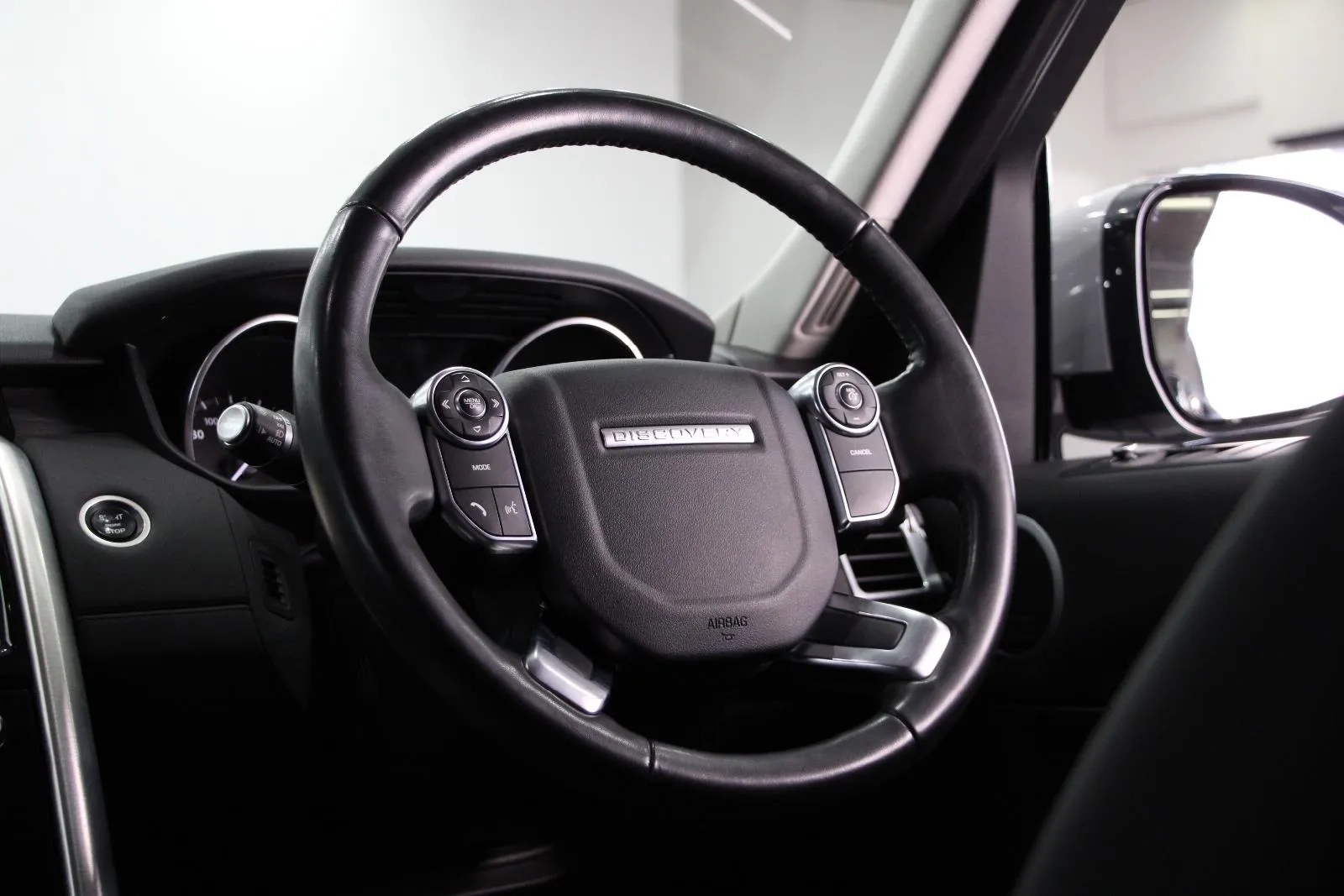 Land Rover-Discovery-SD4 HSE