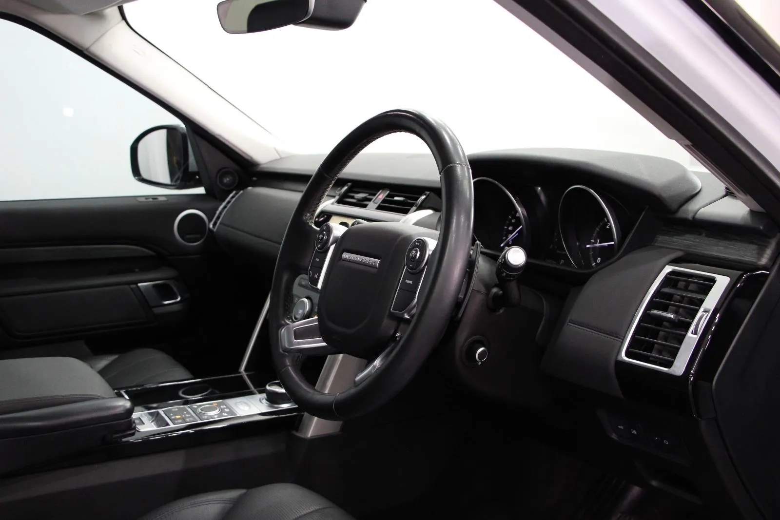 Land Rover-Discovery-SD4 HSE