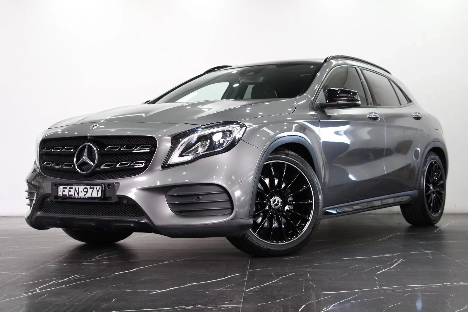 Mercedes-Benz-GLA-Class-GLA250