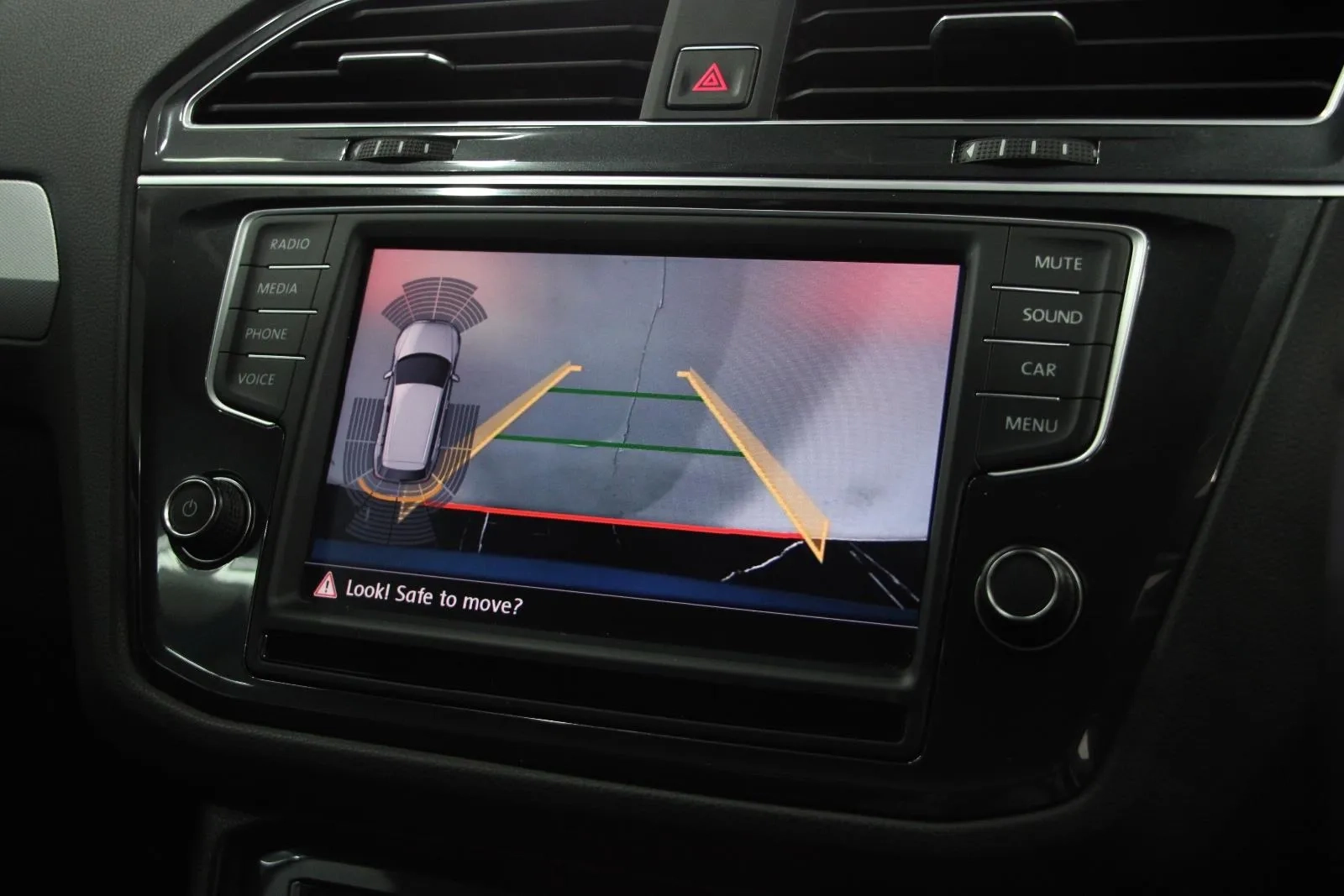 Volkswagen-Tiguan-110TSI Trendline