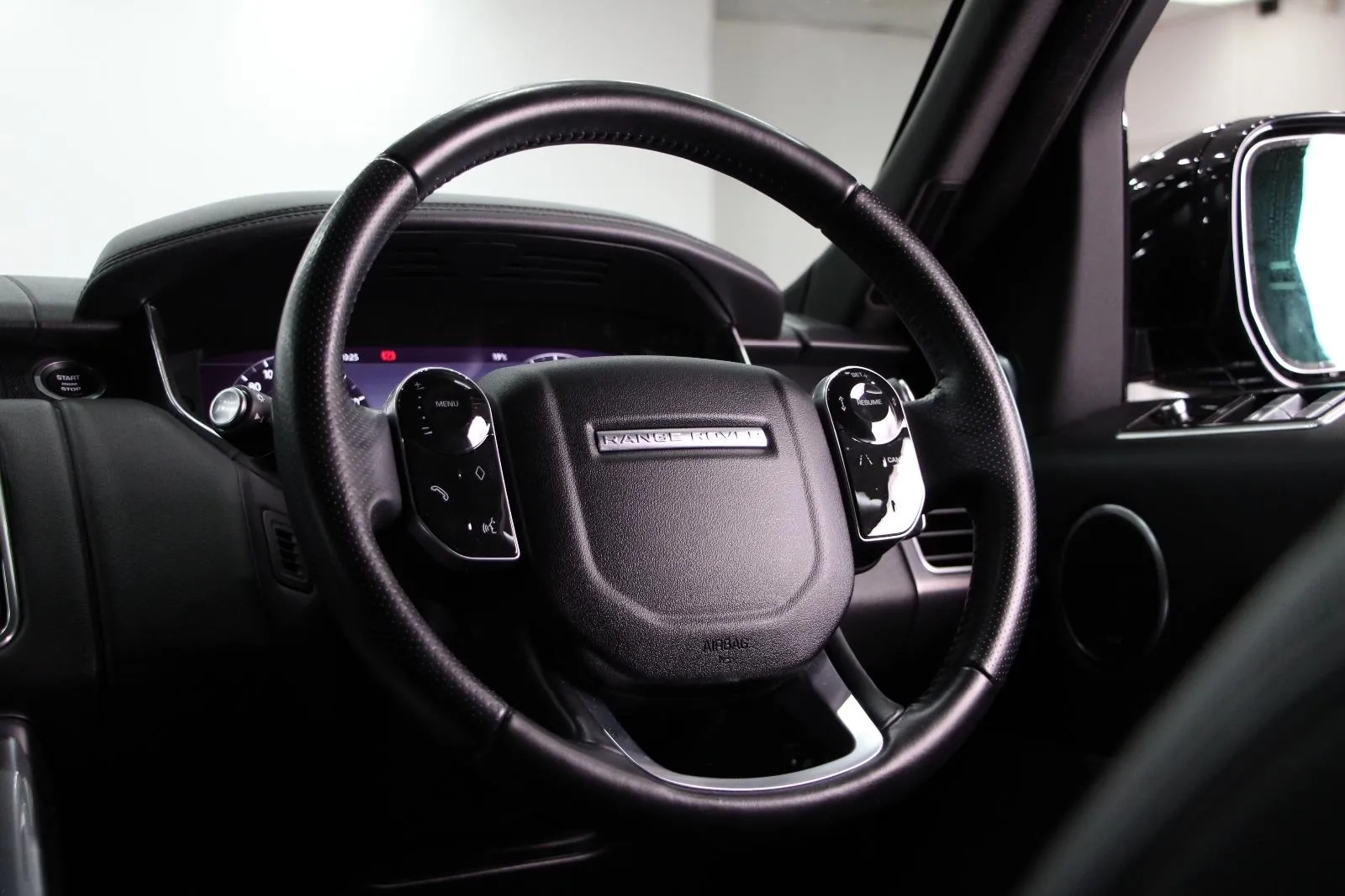 Land Rover-Range Rover Sport-DI6 183kW SE