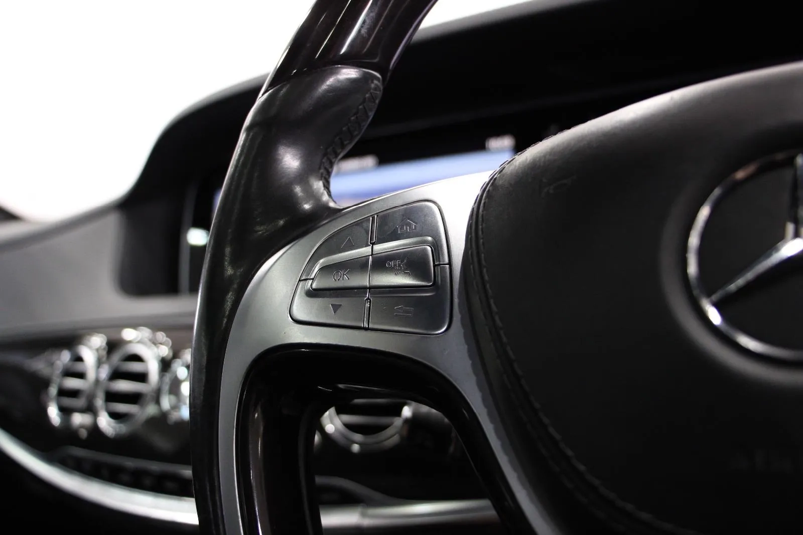 Mercedes-Benz-S-Class-S350 d