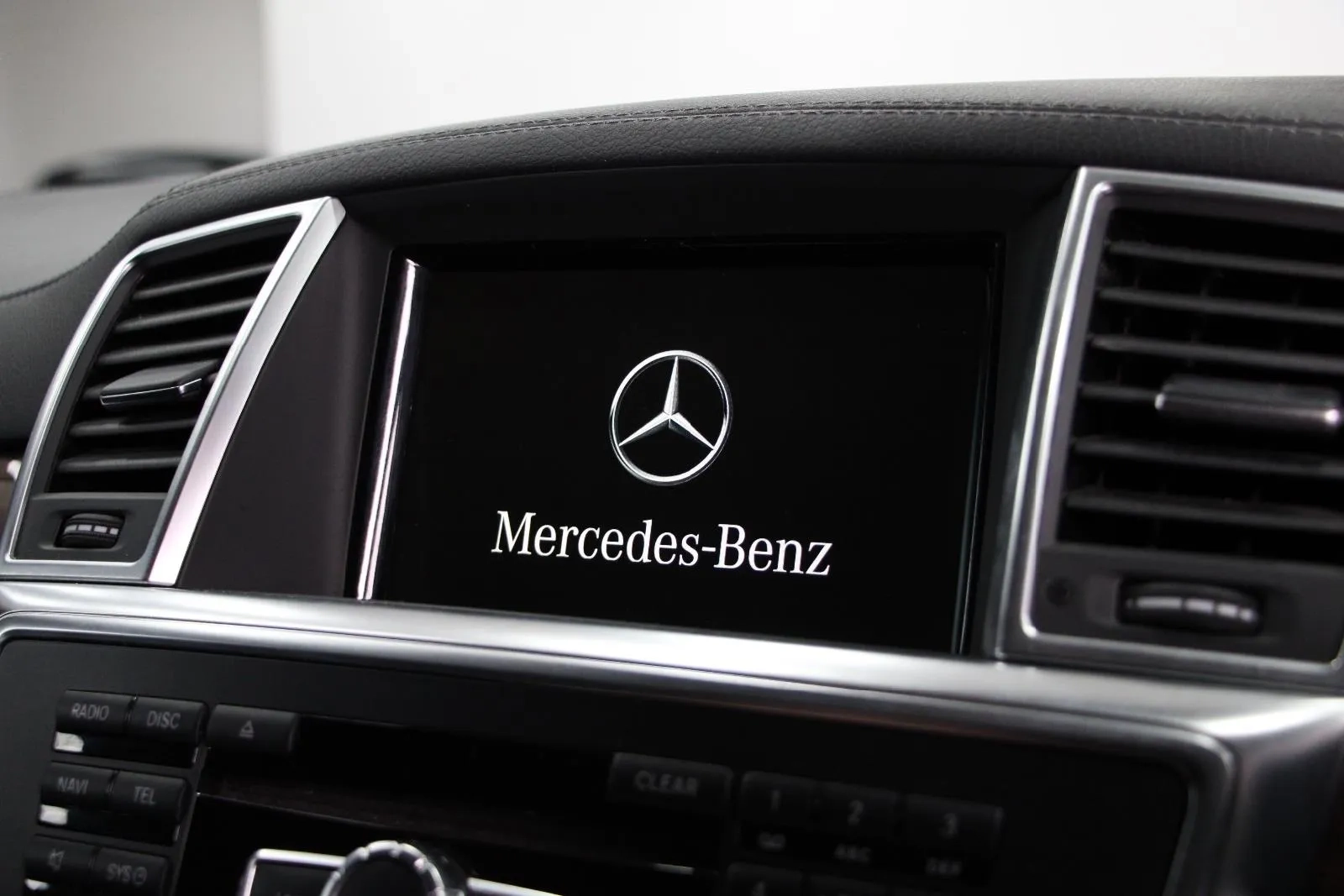 Mercedes-Benz-M-Class-ML350 BlueTEC