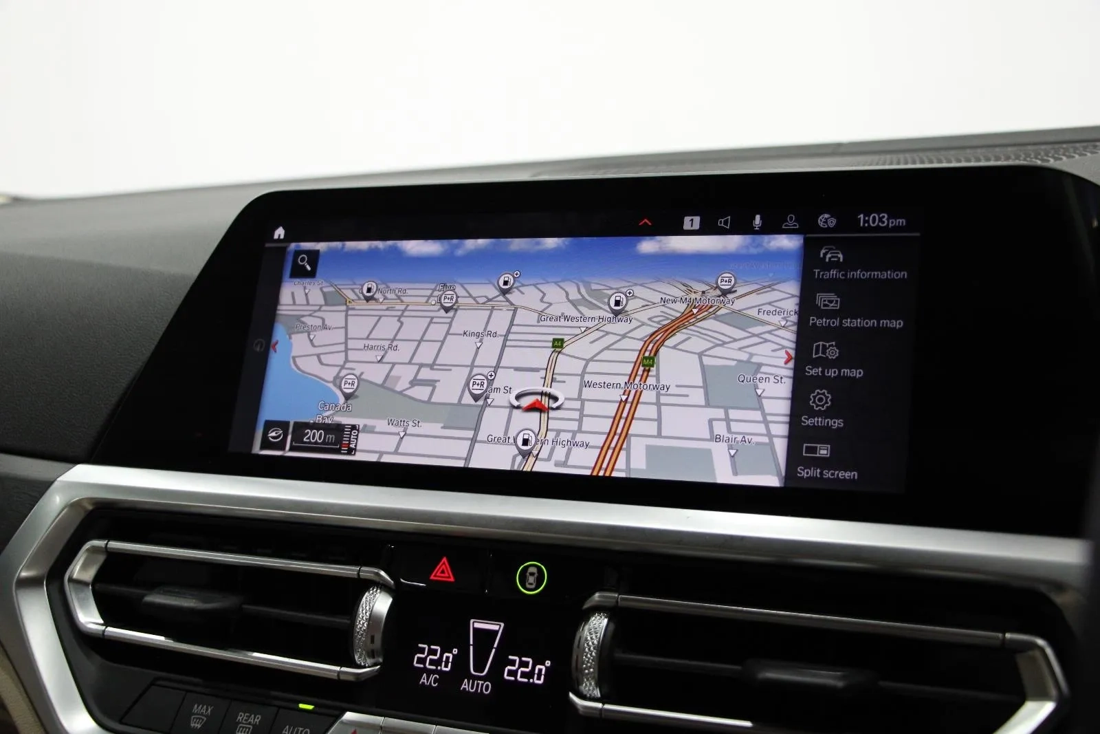 BMW-3 Series-330i Luxury Line