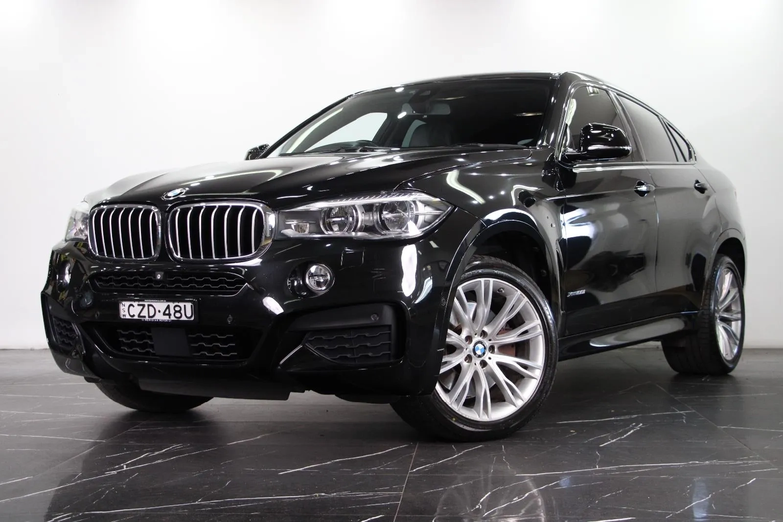BMW-X6-xDrive50i