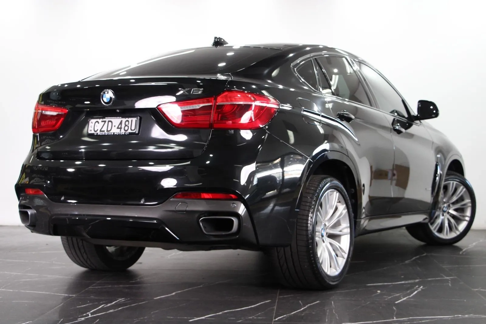 BMW-X6-xDrive50i